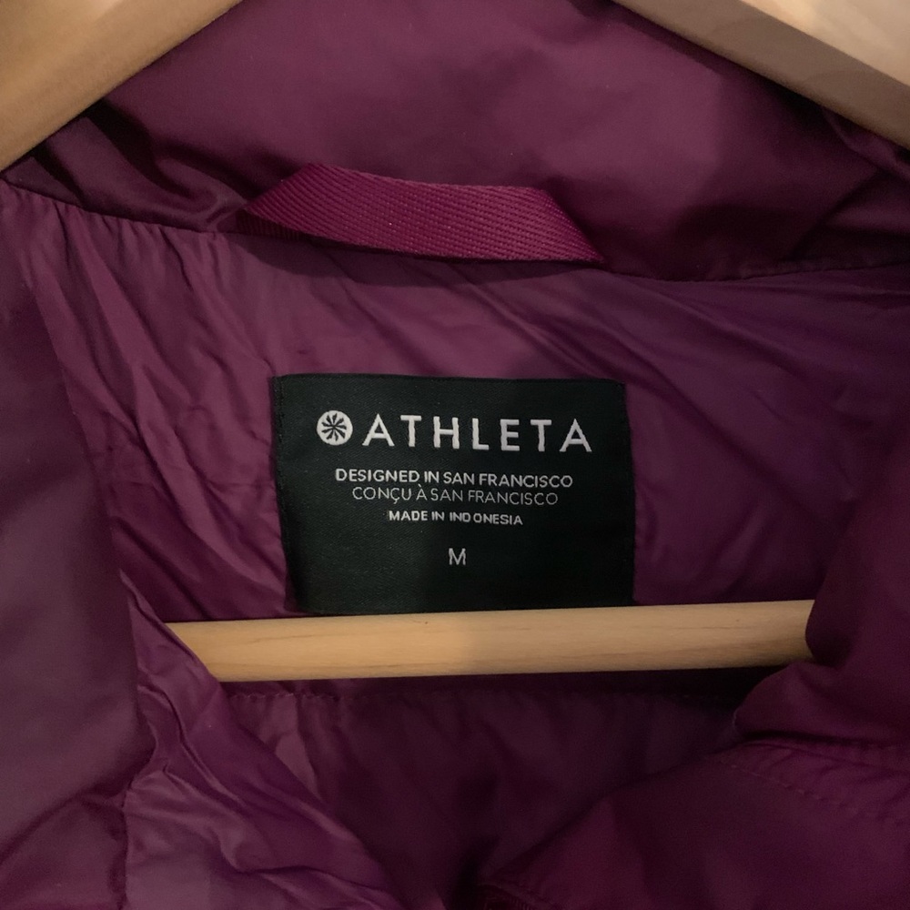Athleta magenta Jacket - Picture 3 of 5
